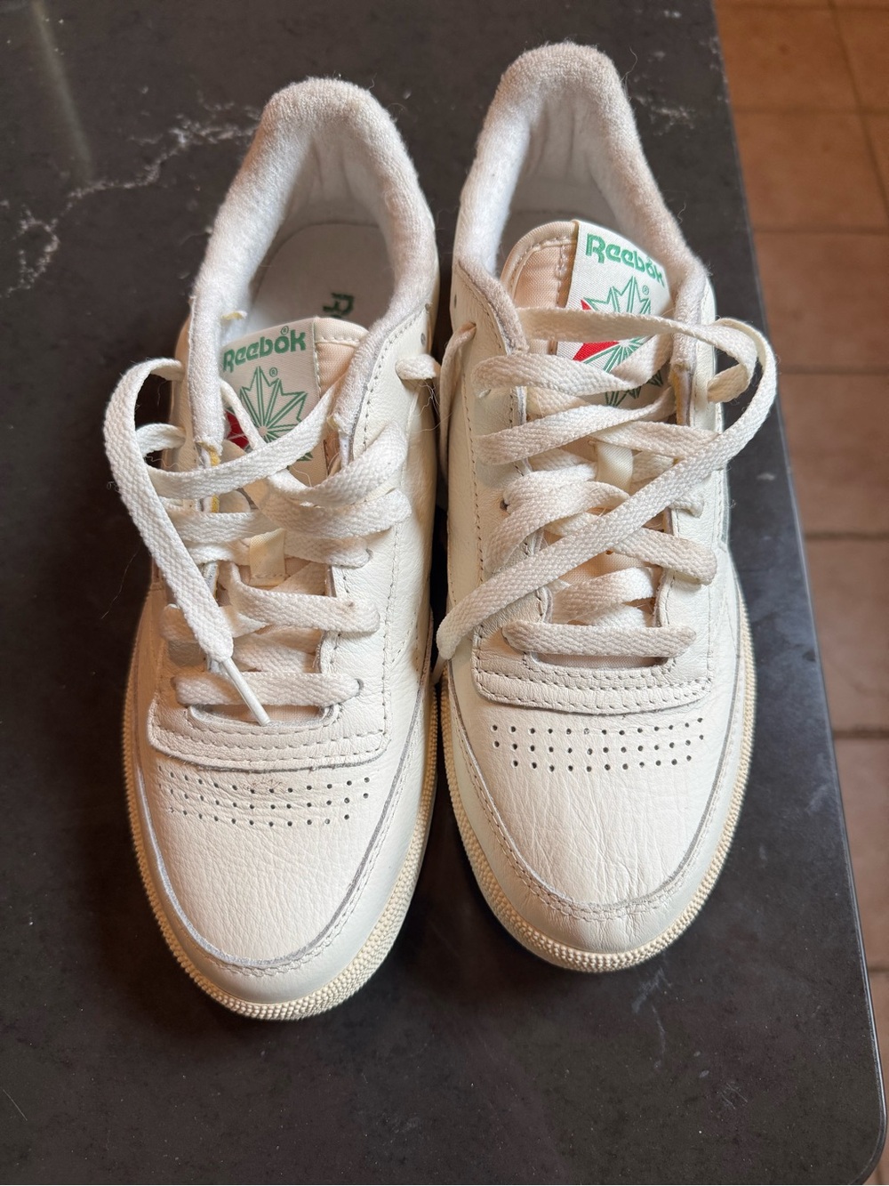 Women’s Club C 85 Vintage Shoe in chalk/Alabaster/Glen Green